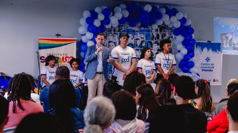 Em outubro de 2024, governo realizou solenidade de formatura de 381 jovens no Centro da Juventude Viamão